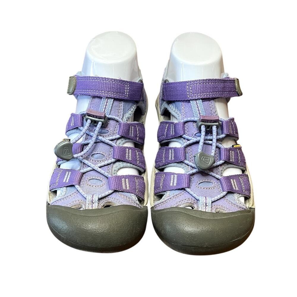 KEEN Newport H2 Youth Size 3 Purple Closed Toe Water Hiking Sport Sandals
